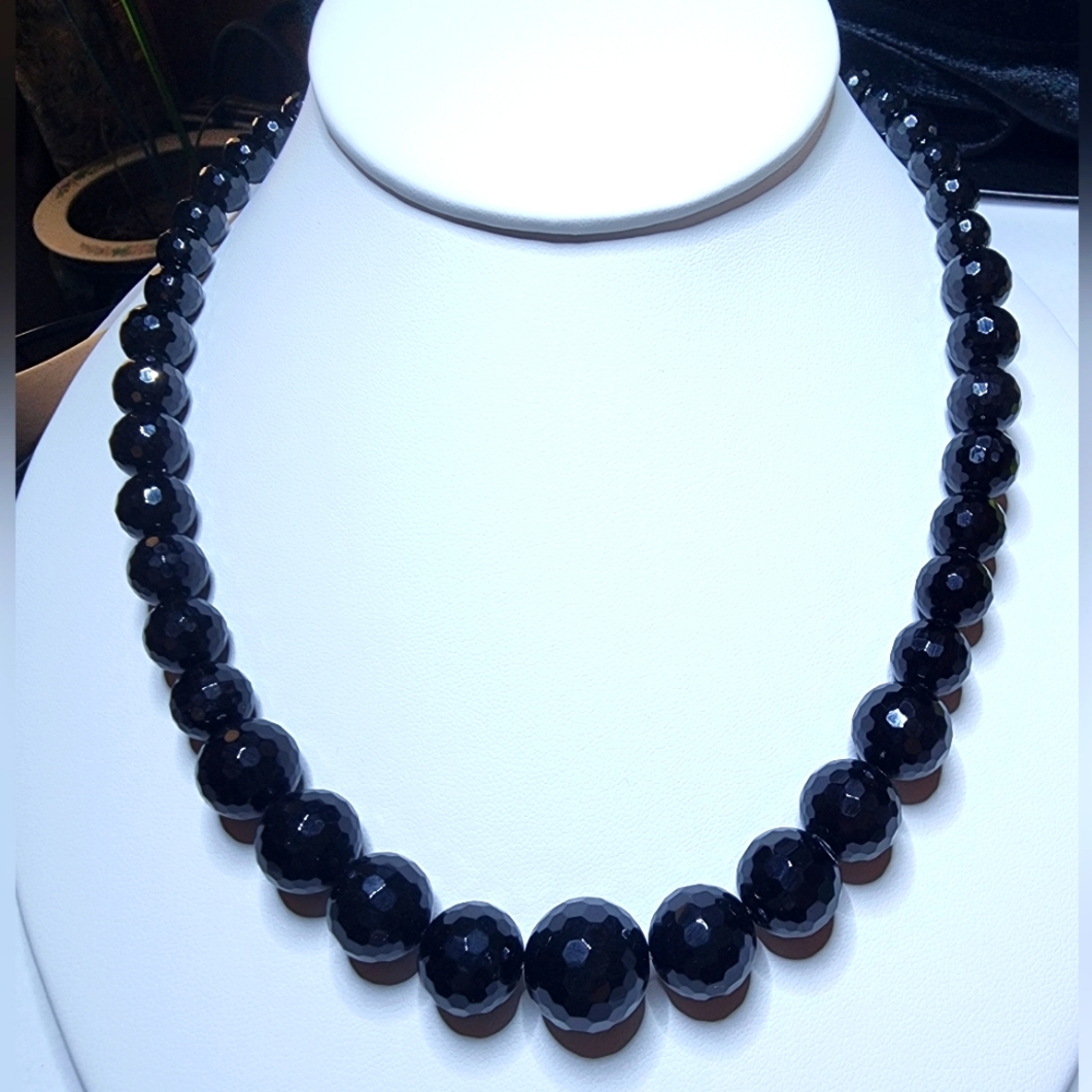 Black Onyx Necklace 18 inches